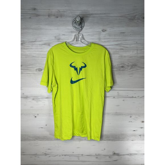 Nike Shirt Mens Medium Volt Green Dri-FIT Rafa Bull Tennis Tee Crew Neck - Picture 1 of 9